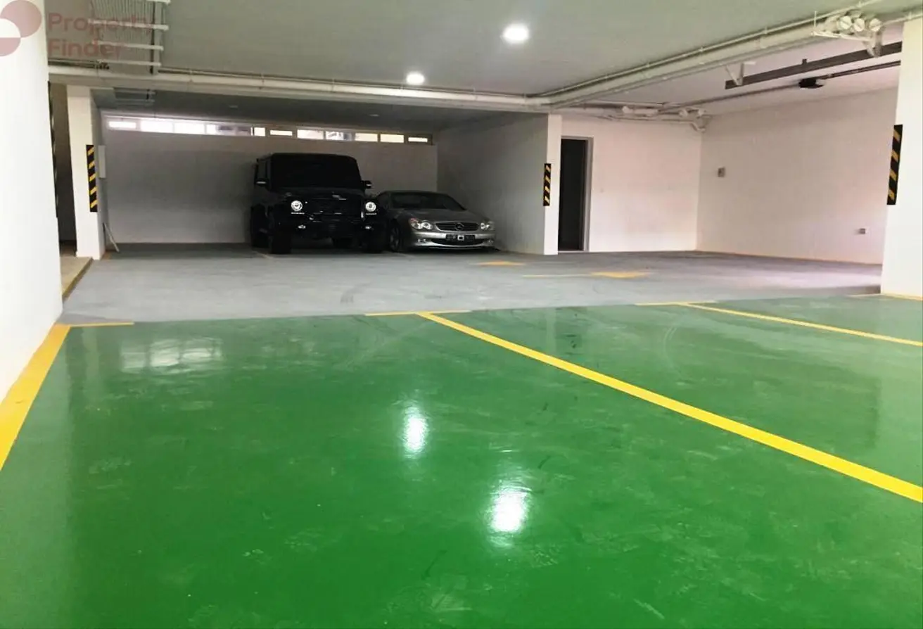 Umm Al Sheif Villas